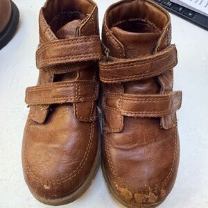 Oshkosh Boys Dress Boots size toddler 8